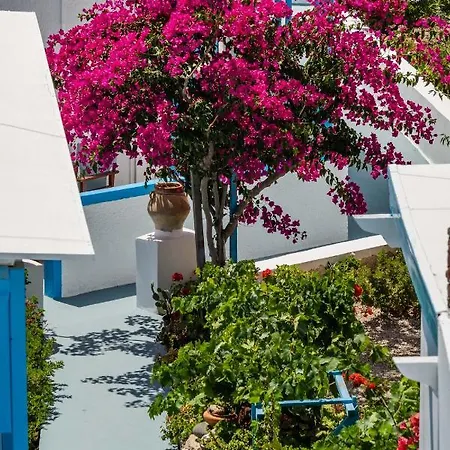 Ancient Thera * Kamári