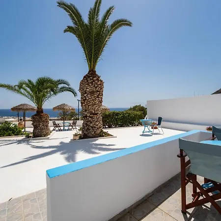 Ancient Thera Apartment