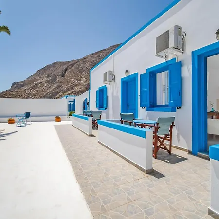 Ancient Thera * Kamari (Santorini)