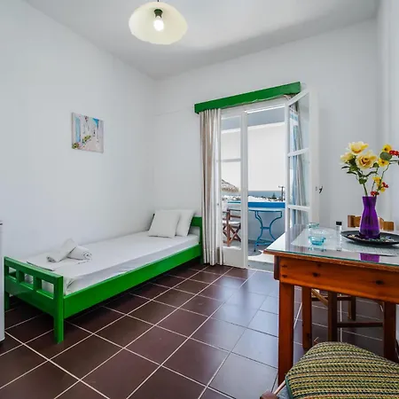 Ancient Thera * Kamári