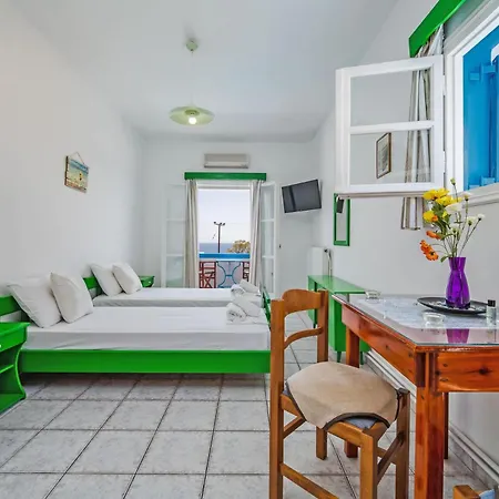 Ancient Thera Apartment Kamári