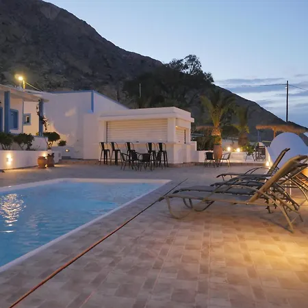 Ancient Thera Apartment