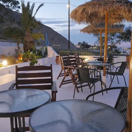Ancient Thera Apartment Kamari (Santorini)