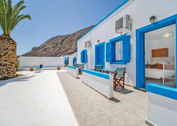 Ancient Thera * Kamári