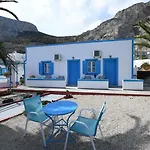 Ancient Thera * Kamári