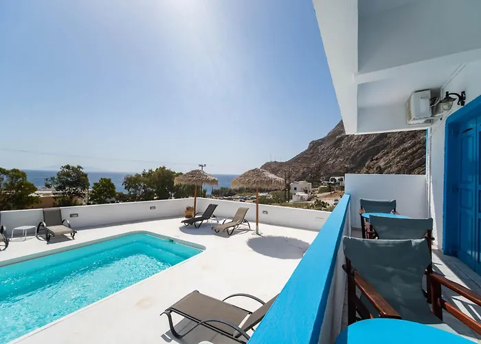 Ancient Thera * Kamári