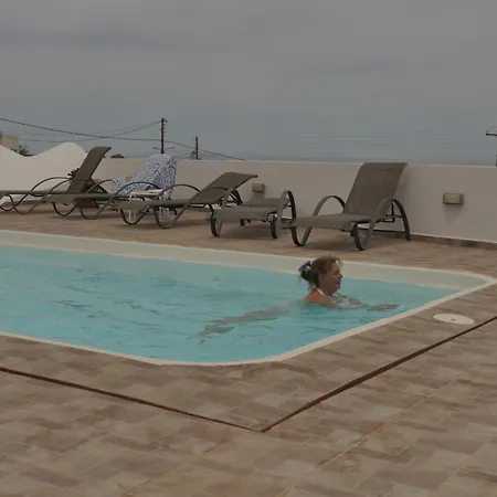 Ancient Thera Kamari&swimming Pool